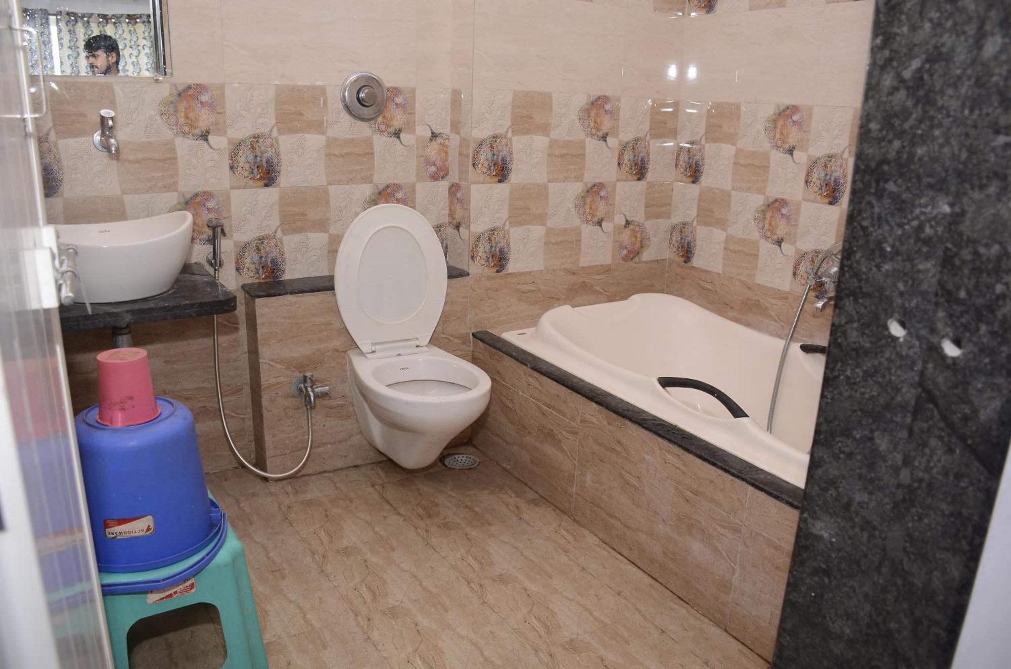 Hotel Mangalam Kurandvad Dış mekan fotoğraf
